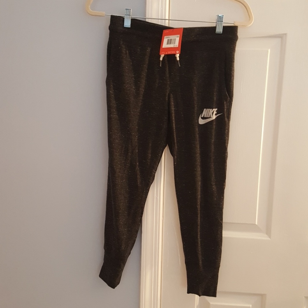 Brand new Nike joggers